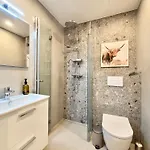 Luxury Waterfront With Sea Views, Sunset Terraces And Free Parking, One With A Huum Sauna, The Other With A Bathtub شقة تالين