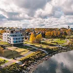 Luxury Waterfront With Sea Views, Sunset Terraces And Free Parking, One With A Huum Sauna, The Other With A Bathtub Lejlighed Tallinn