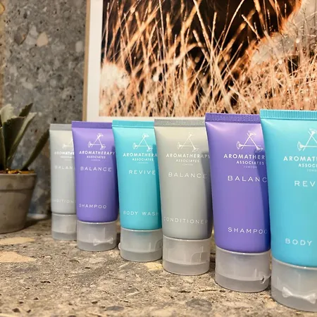 Luxury Waterfront With Sea Views, Sunset Terraces And Free Parking, One With A Huum Sauna, The Other With A Bathtub Korter *