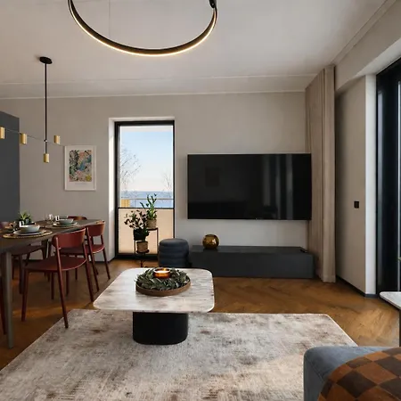 Lägenhet Luxury Waterfront With Sea Views, Sunset Terraces And Free Parking, One With A Huum Sauna, The Other With A Bathtub Tallinn