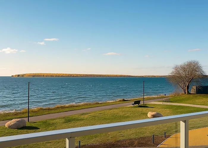 Korter Luxury Waterfront With Sea Views, Sunset Terraces And Free Parking, One With A Huum Sauna, The Other With A Bathtub Tallinn