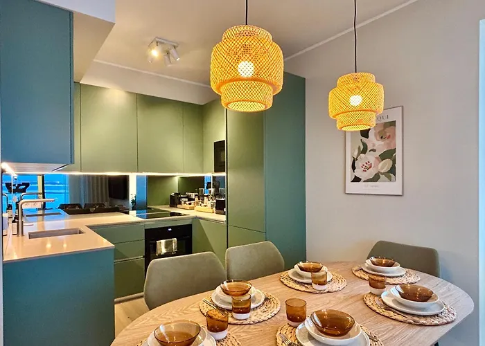 Luxury Waterfront With Sea Views, Sunset Terraces And Free Parking, One With A Huum Sauna, The Other With A Bathtub Tallinn