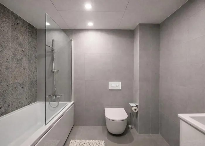 Luxury Waterfront With Sea Views, Sunset Terraces And Free Parking, One With A Huum Sauna, The Other With A Bathtub * Tallinn