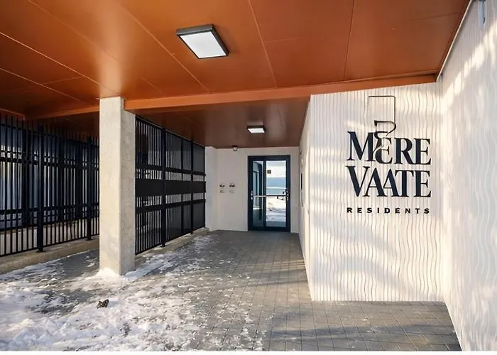 Luxury Waterfront With Sea Views, Sunset Terraces And Free Parking, One With A Huum Sauna, The Other With A Bathtub * Tallinn