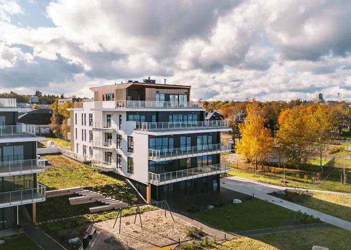 Luxury Waterfront With Sea Views, Sunset Terraces And Free Parking, One With A Huum Sauna, The Other With A Bathtub Korter Tallinn