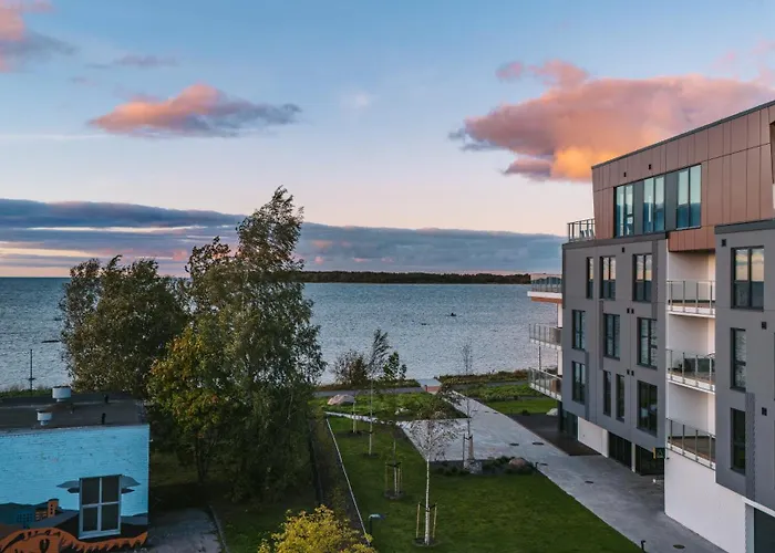 Luxury Waterfront With Sea Views, Sunset Terraces And Free Parking, One With A Huum Sauna, The Other With A Bathtub Apartman Tallinn