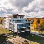Luxury Waterfront With Sea Views, Sunset Terraces And Free Parking, One With A Huum Sauna, The Other With A Bathtub Appartement Tallinn