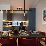 Appartement Luxury Waterfront With Sea Views, Sunset Terraces And Free Parking, One With A Huum Sauna, The Other With A Bathtub Tallinn